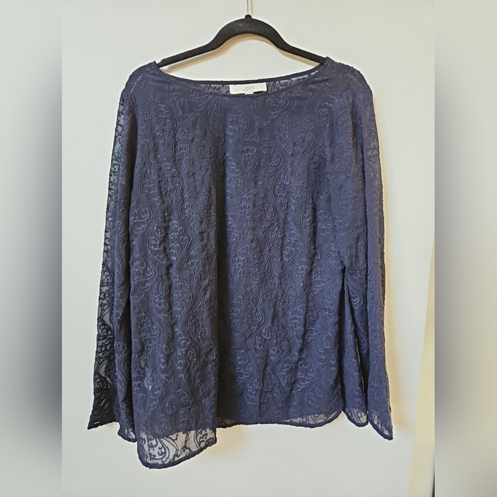 Loft Women’s Sheer Lace Navy Blue Long Sleeve blouse top size Large